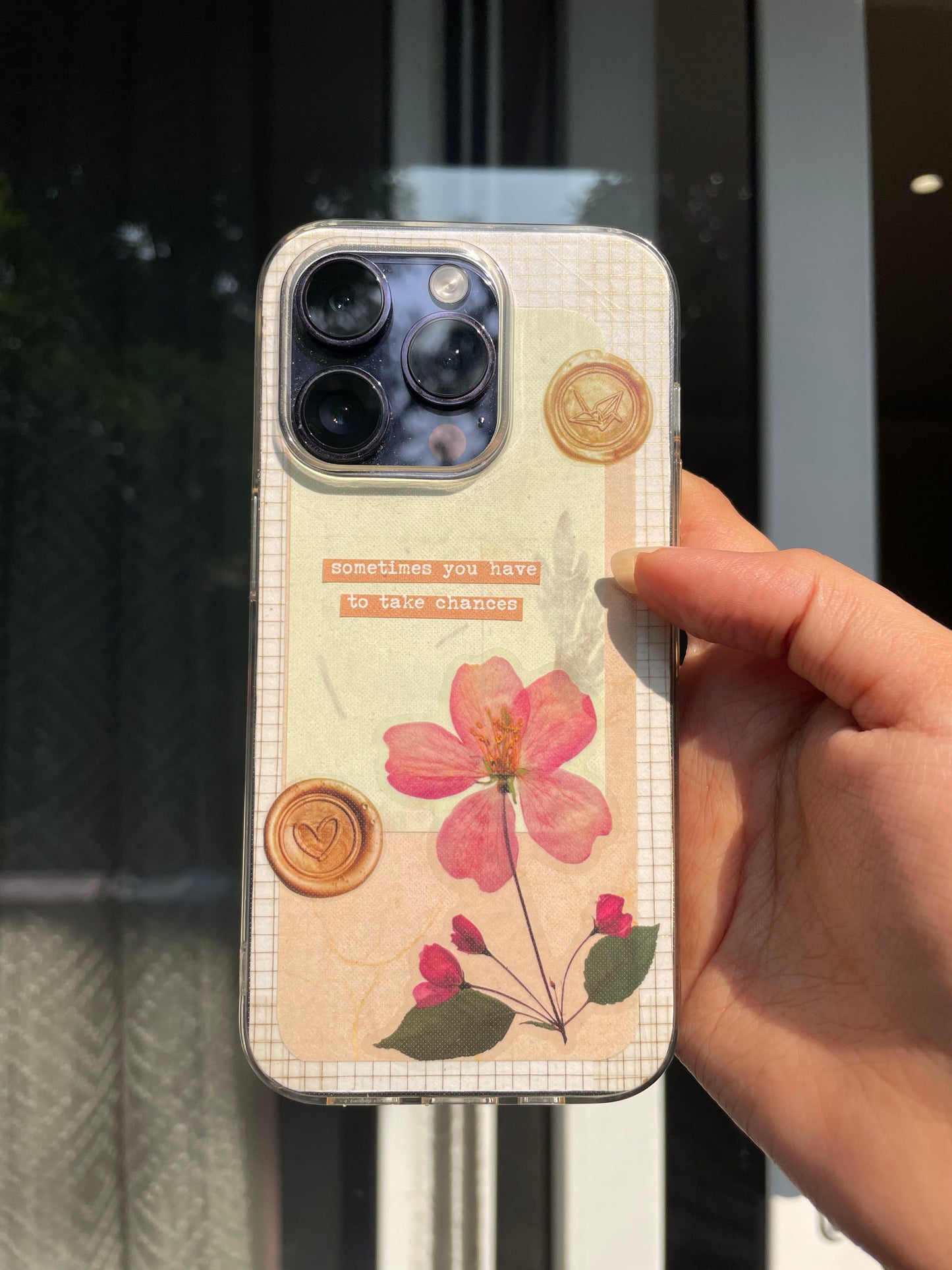 Minimal Floral Phonecase